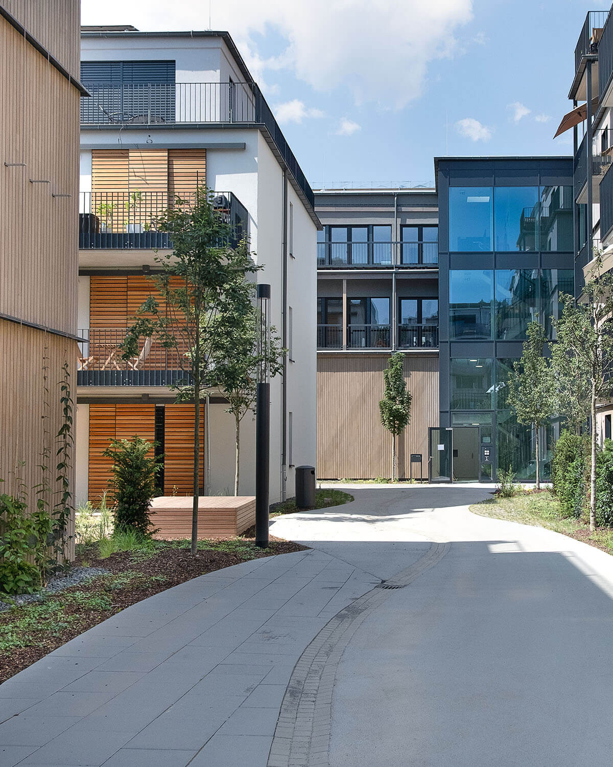 Heterogene Fassaden Neubau Königsteiner Höfe Planung Eberhard + Florian Horn Designgruppe